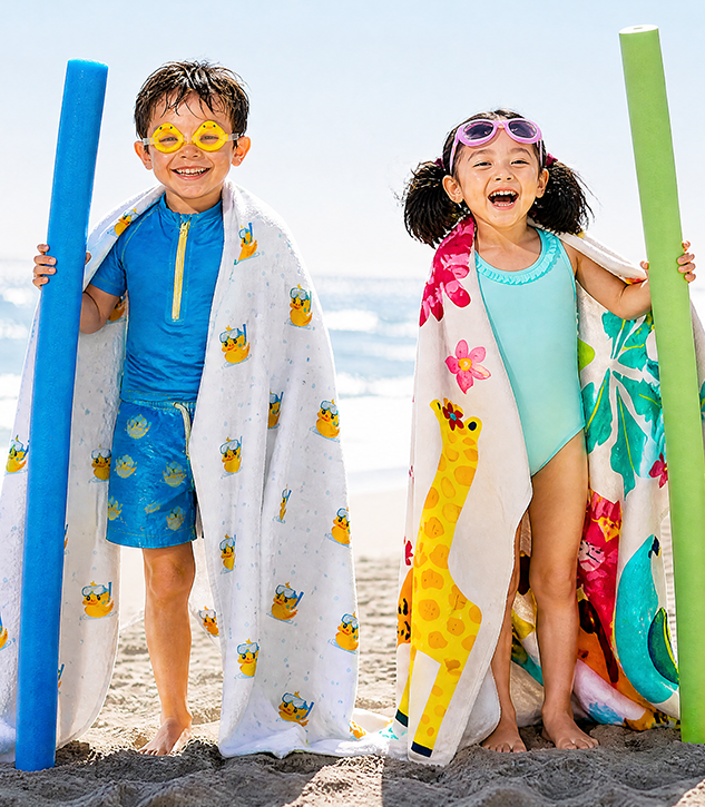 Beach Towel with Goggles Set