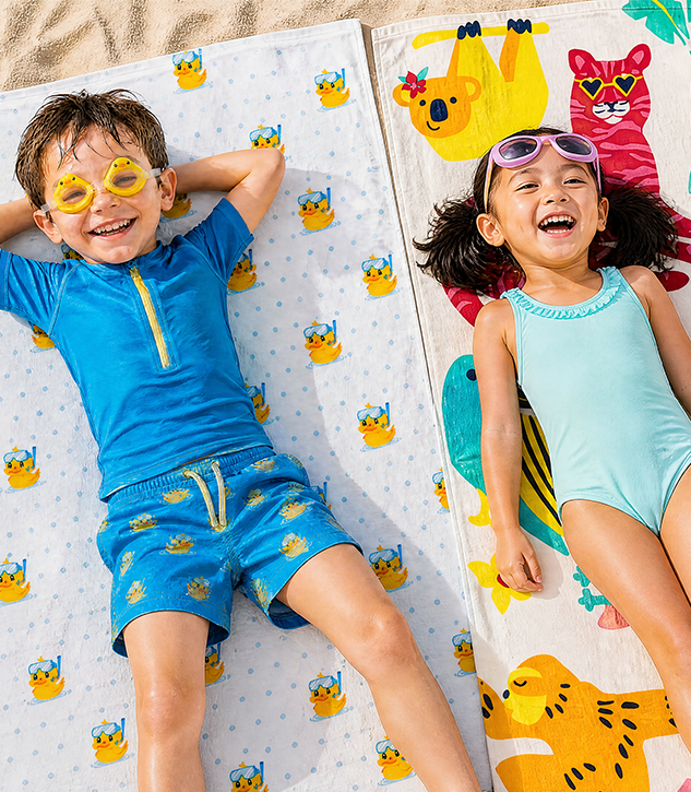 Beach Towel with Goggles Set